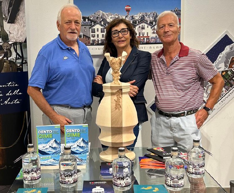 Il Gin Levi si veste di arte. Presentato il “Courmagin
