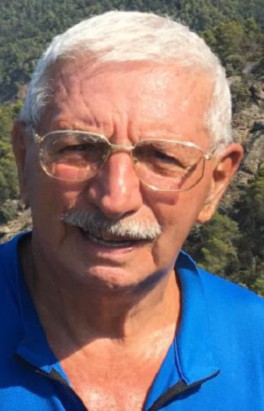Marco Poggianti, il sorriso del negozio di casalinghi in via Croce di Città