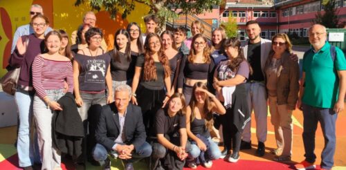 GLI STUDENTI DEL LICEO ARTISTICO “FIRMANO” LA NUOVA PIAZZETTA IN VIA CHAVANNE