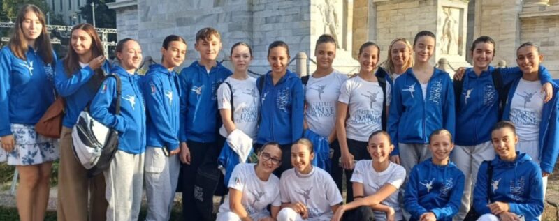 I BALLERINI DELL’INSTITUT DE DANSE DU VAL D’AOSTE A MILANO PER IL “BALLO IN BIANCO”