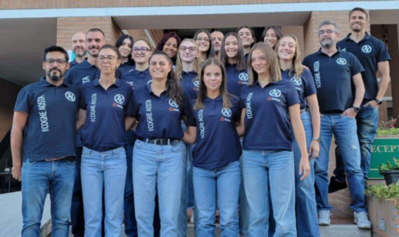 Pallavolo, la Cogne ricorda i fasti del passato. Presentata la stagione che proporrà la serie B1