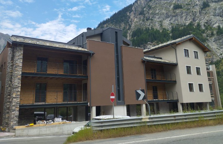 «Le Talus», complesso residenziale e turistico «green» in strada La Villette a Courmayeur