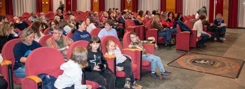 «La parole à l'Ecole» la serie è stata presentata lunedì scorso, 27 ottobre, a Palazzo regionale ad Aosta 2