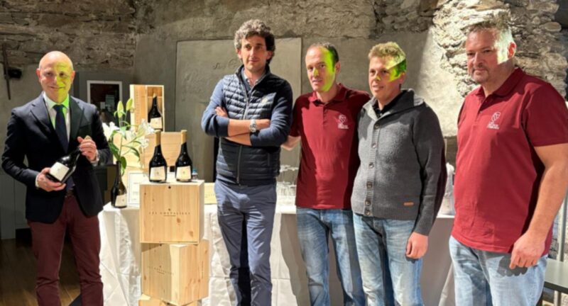 Al Castello di Aymavilles la presentazione del vino “Les Chevaliers 2022”. E’ il Torrette Superiore la “perla” dell’anno della Cave des Onze Communes