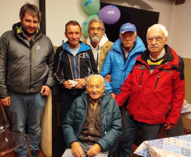 Belote della pro loco di Saint-Nicolas, al Central di Villeneuve vince Gildo Vuillen