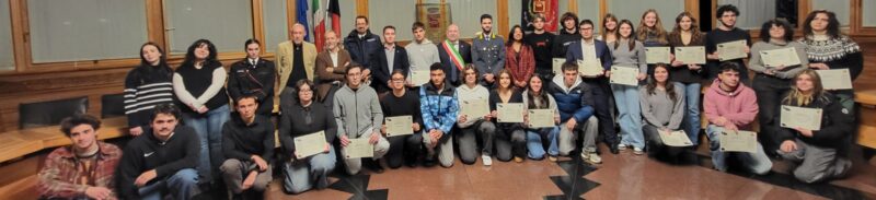 Sarre, ieri sera venerdì 19 dicembre consegnate le maturità civiche ai coscritti del 2005, 2006 e 2007