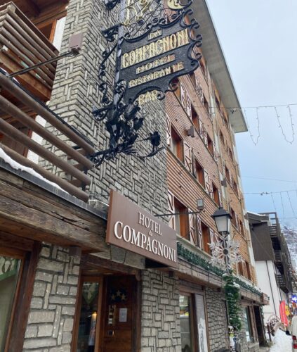 Venduto agli svedesi l’Hotel Da Compagnoni. A Cervinia un affare da oltre 6 milioni di euro