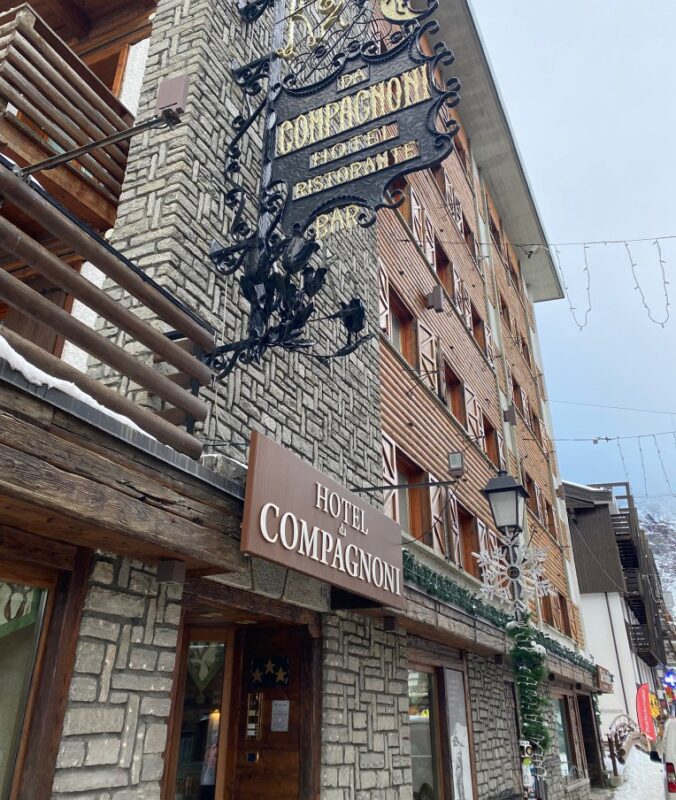 Venduto agli svedesi l’Hotel Da Compagnoni. A Cervinia un affare da oltre 6 milioni di euro