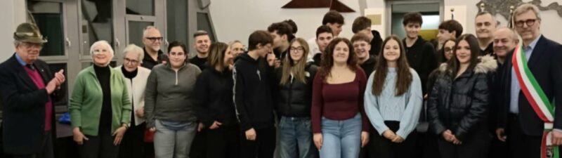 e la consegna delle carte di maturità civica ai neo diciottenni di Saint-Vincent nel pomeriggio di sabato scorso, 20 dicembre
