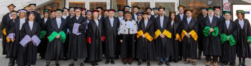 e la foto di gruppo dei docenti dell’Ateneo valdostano