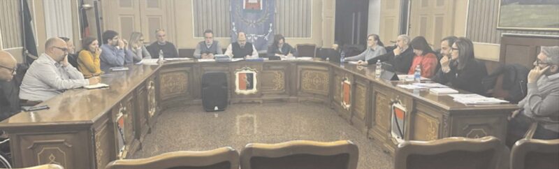 Il Consiglio comunale riunito a Chiìtillon nella serata di lunedì scorso, 29 dicembre