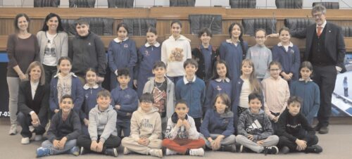 La classe V B della scuola primaria Einaudi di Aosta ha visitato il Consiglio Valle