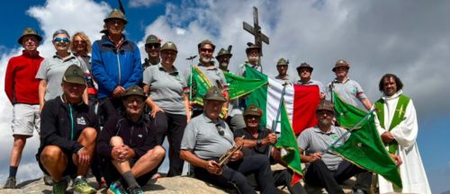 CON GLI ALPINI DI SARRE (E DI GIGNOD E DELLA COUMBA FREIDA) A PUNTA CHALIGNE