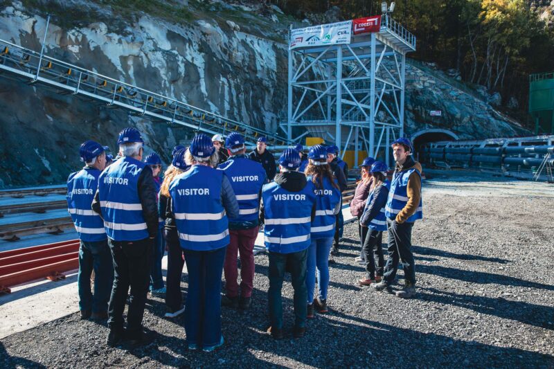 Successo di pubblico per la visita al cantiere della centrale CVA di Hône