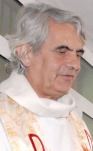 Saint-Marcel ricorda don Giulio Vuillermoz. Si intitola alla sua memoria la casa parrocchiale