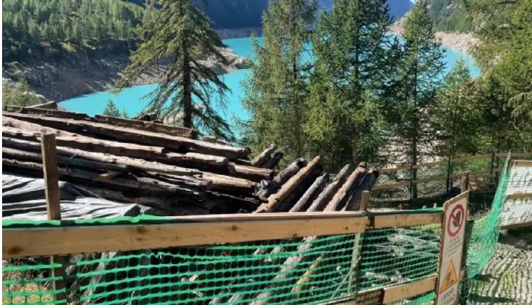 Diga di Place Moulin, in ristrutturazione il rascard lungo la passeggiata