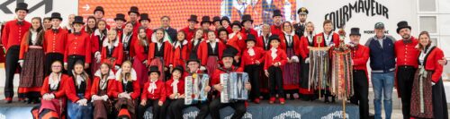 Il paese in festa per i 70 anni dei Badochys de Courmayeur